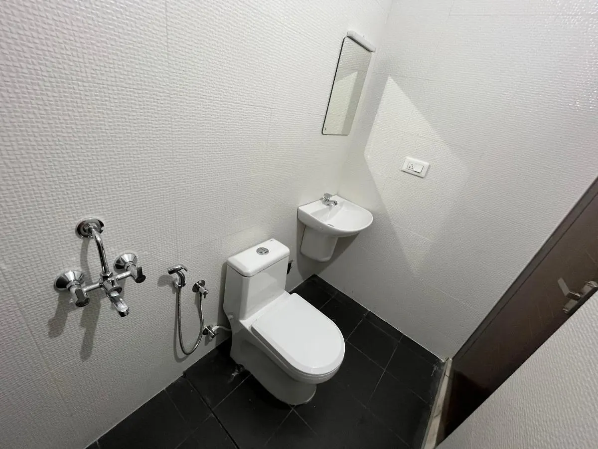 Solomon Apartments,Alappuzha Beach. Apartment
