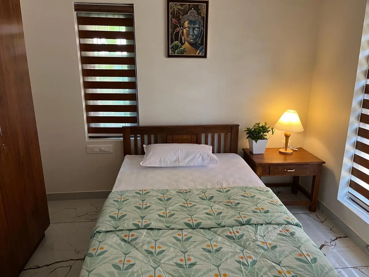 Solomon Apartments,Alappuzha Beach. 0*, Alappuzha